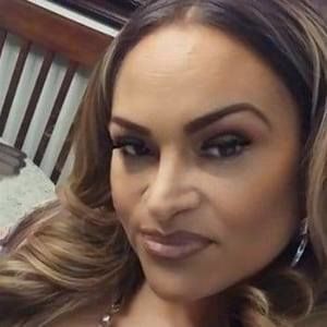 Meet your Posher, Annie